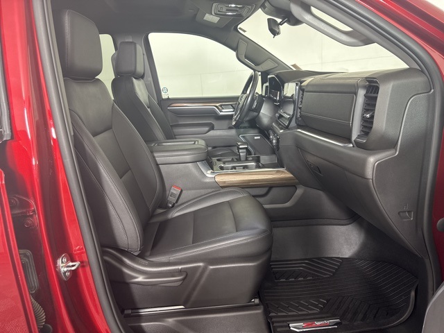 2022 Chevrolet Silverado 1500 RST photo 4
