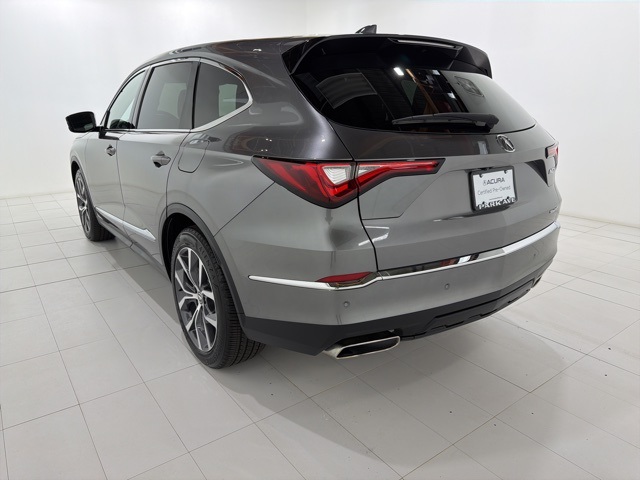 2023 Acura MDX Technology SH-AWD photo 3