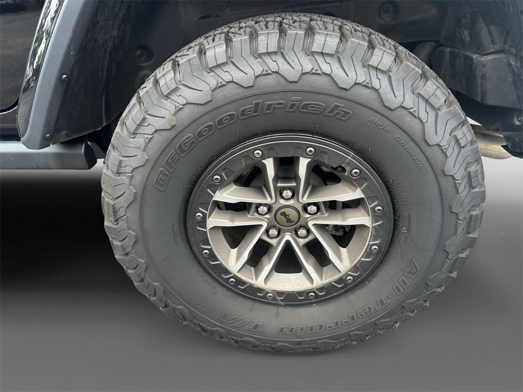 2024 Jeep Wrangler Rubicon 392 photo 6