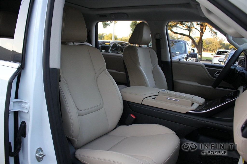 2026 Infiniti QX80 Pure photo 14