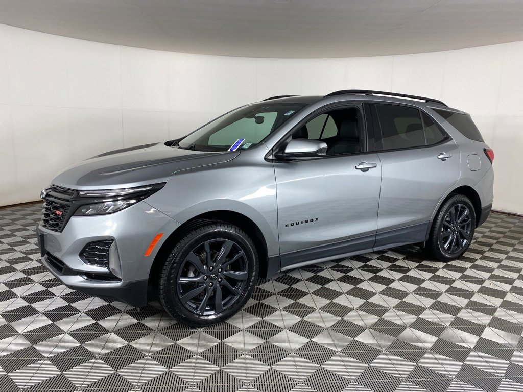 2024 Chevrolet Equinox RS photo 3