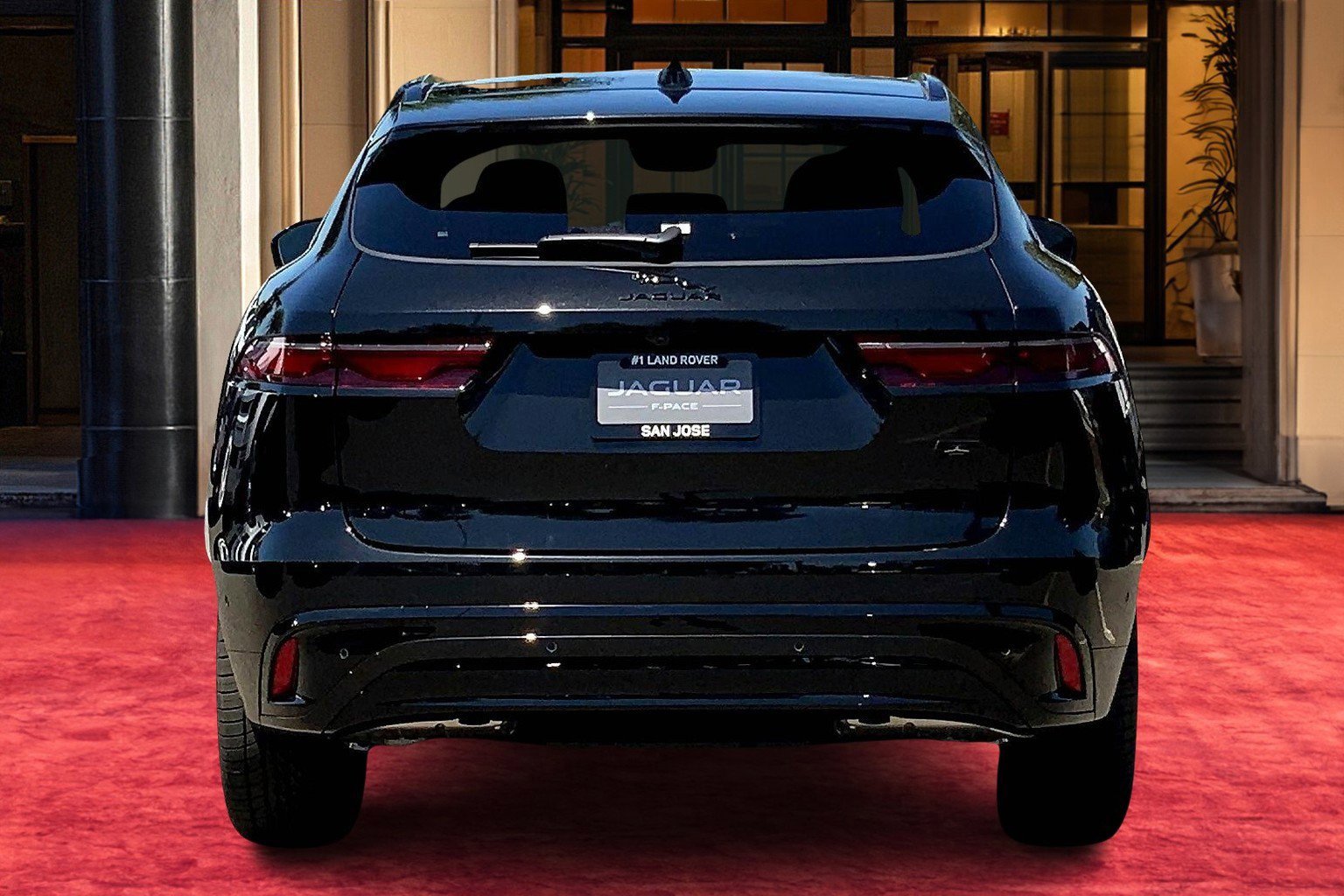 2026 Jaguar F-PACE P250 R-Dynamic S photo 4