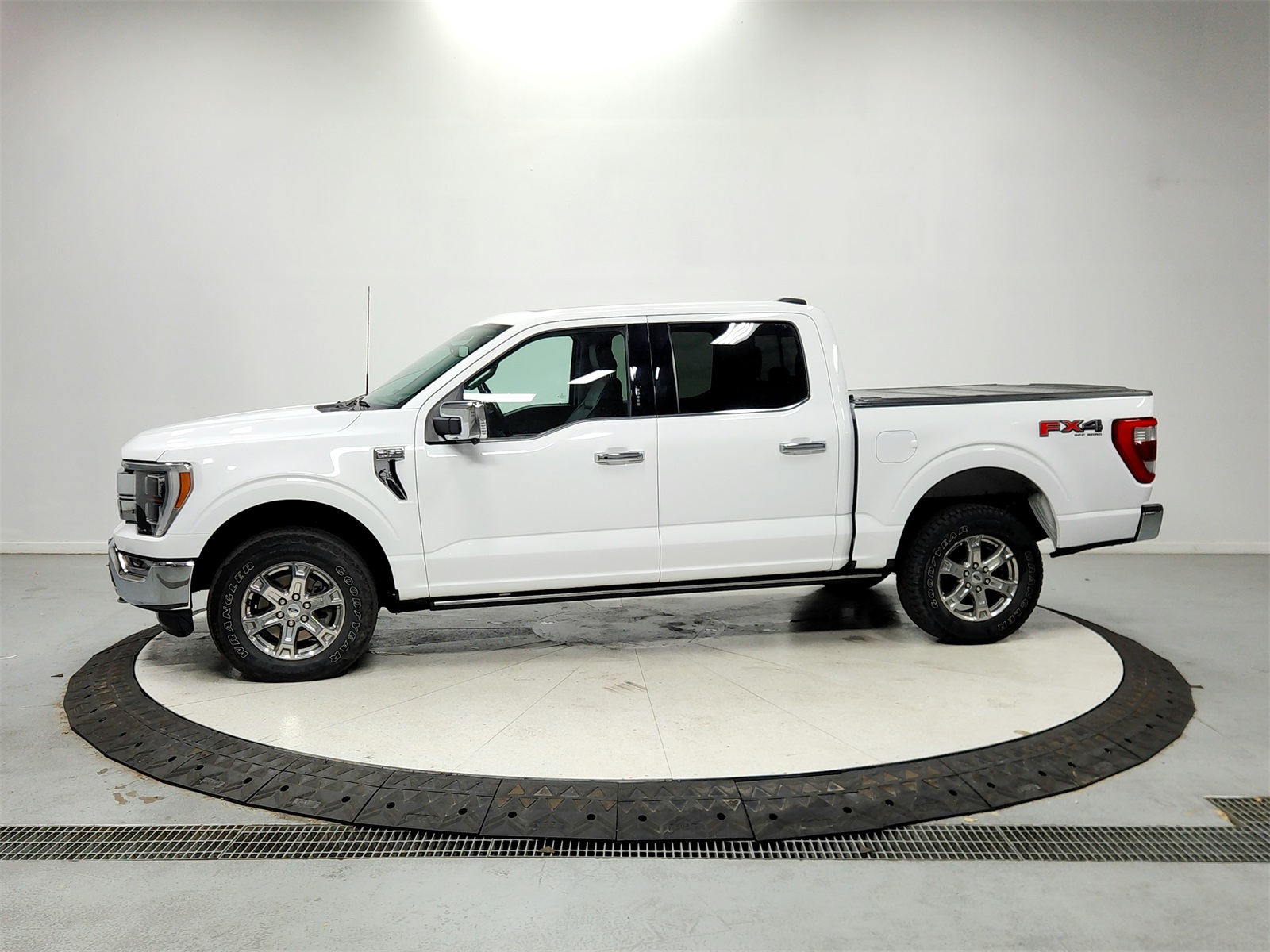 2021 Ford F-150 Lariat photo 4