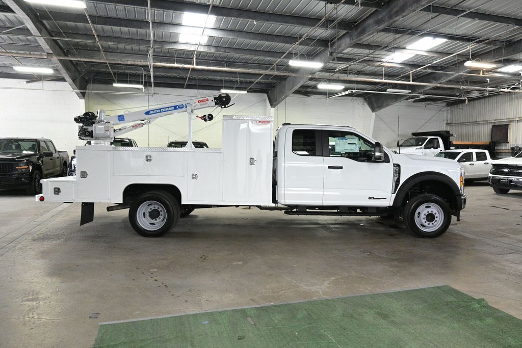 2024 Ford F-550 XL photo 4