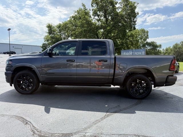 2026 Ram 1500 Laramie photo 4