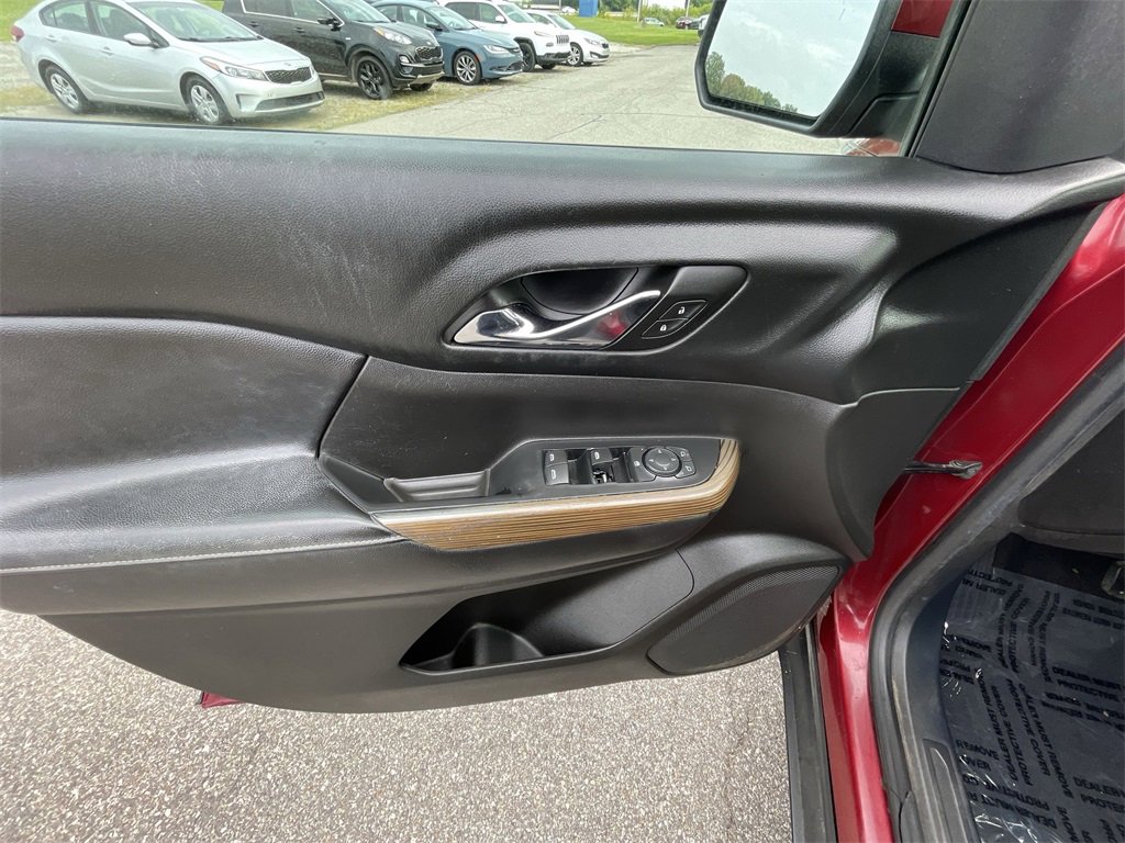 2017 Gmc Acadia SLE photo 13