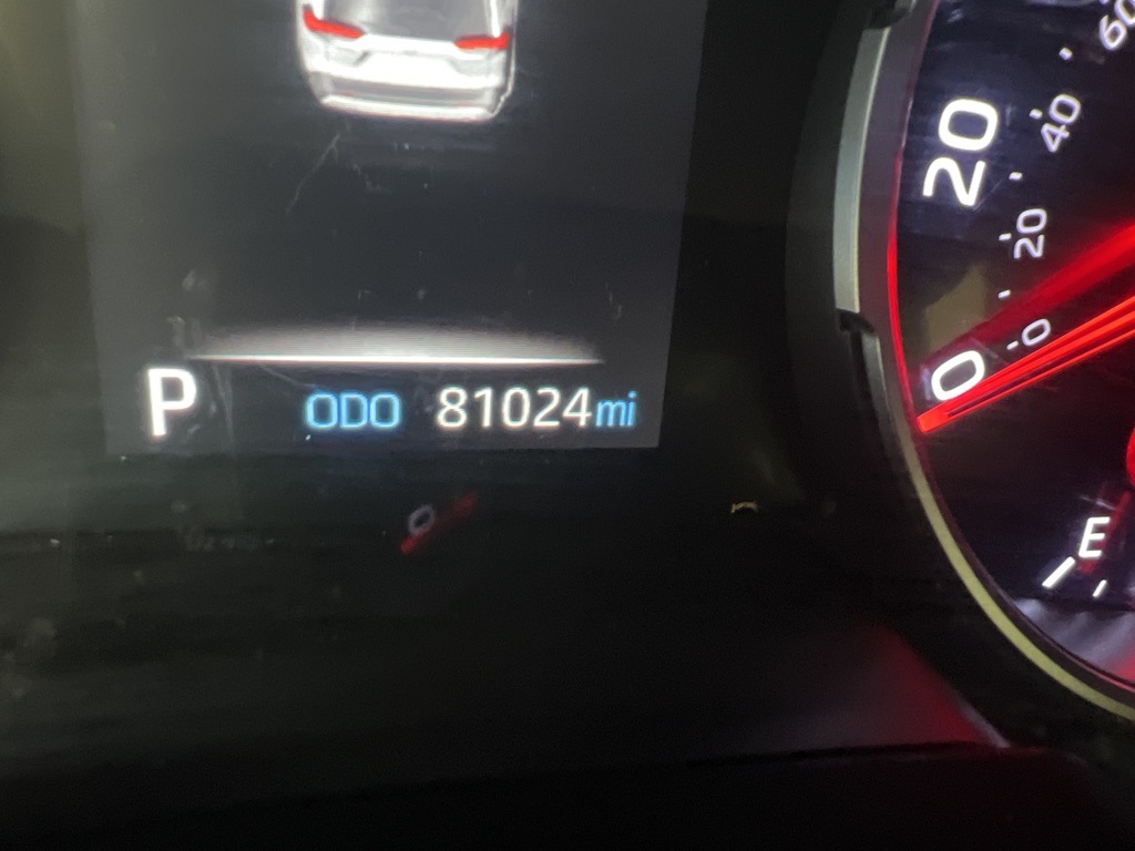 2019 Toyota RAV4 XLE photo 9