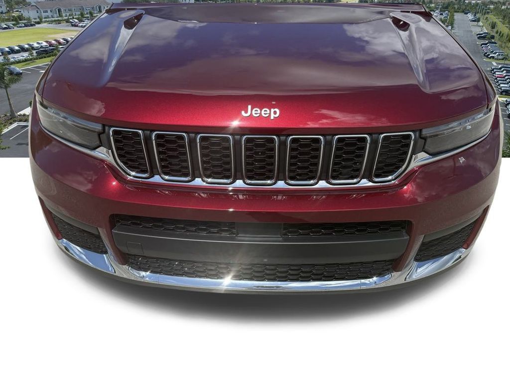 2025 Jeep Grand Cherokee Laredo X photo 30