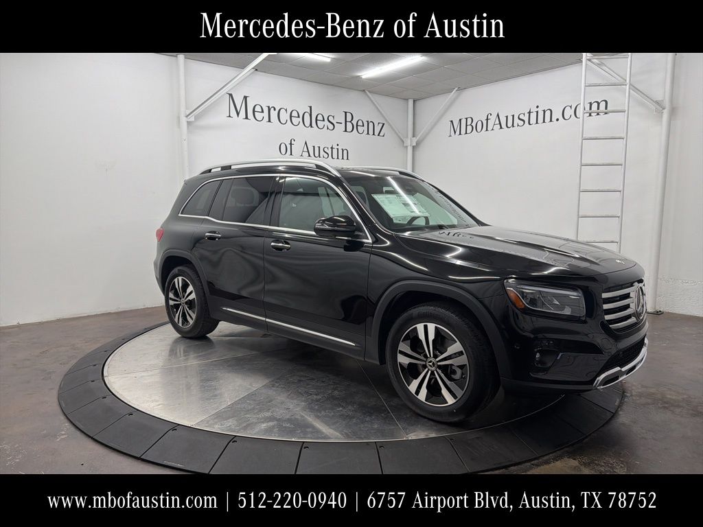 2026 Mercedes-Benz GLB GLB 250's photo