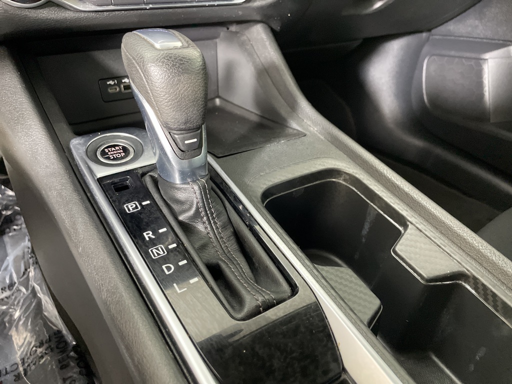 2020 Nissan Sentra SV photo 28