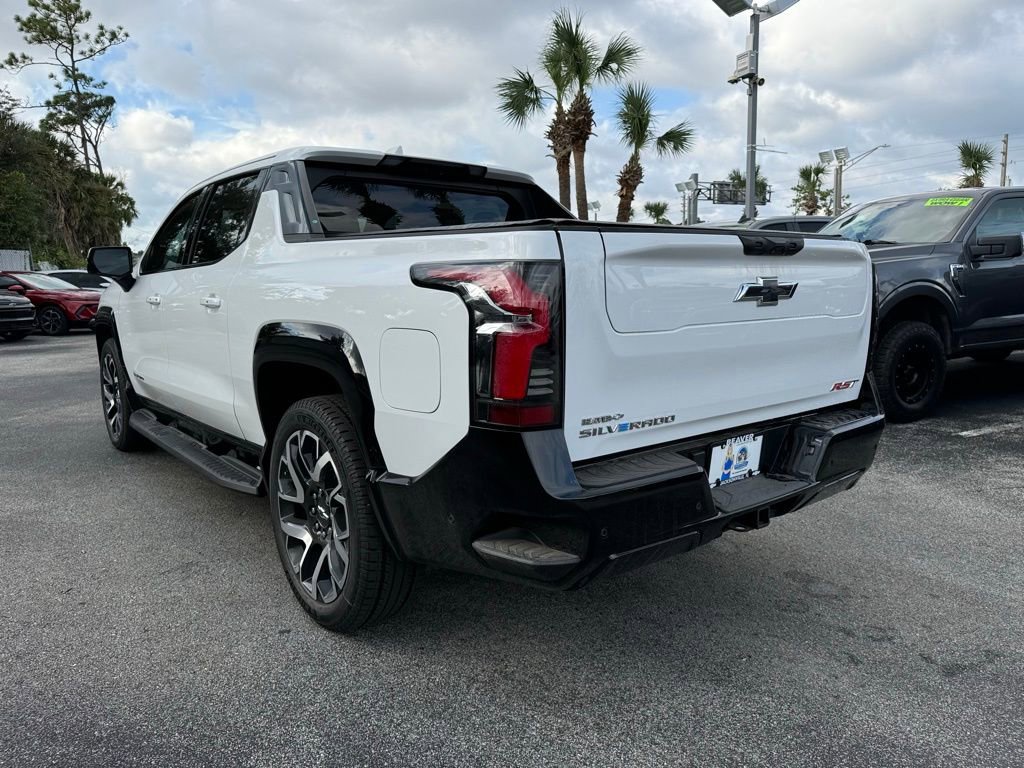 2024 Chevrolet Silverado EV RST photo 4