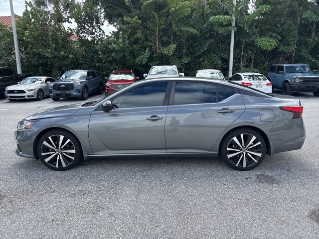 2022 Nissan Altima 2.5 SR photo 4