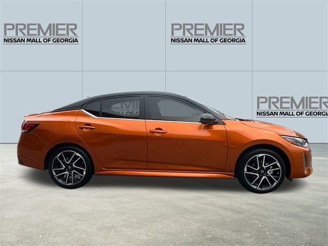 2025 Nissan Sentra SR photo 4