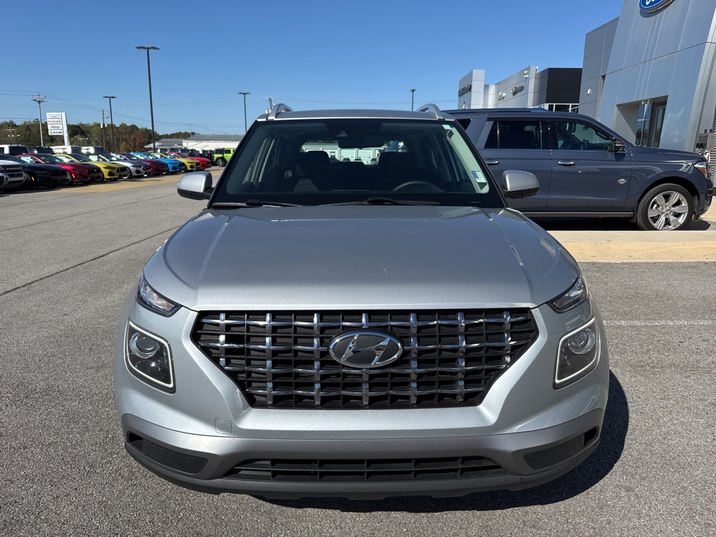 2021 Hyundai Venue SEL Denim photo 3