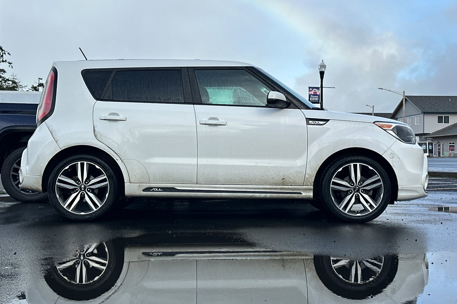 2016 Kia Soul Plus photo 2