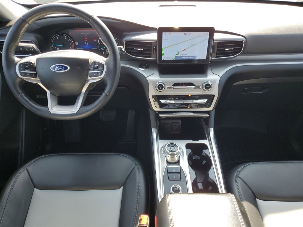 2022 Ford Explorer XLT photo 22