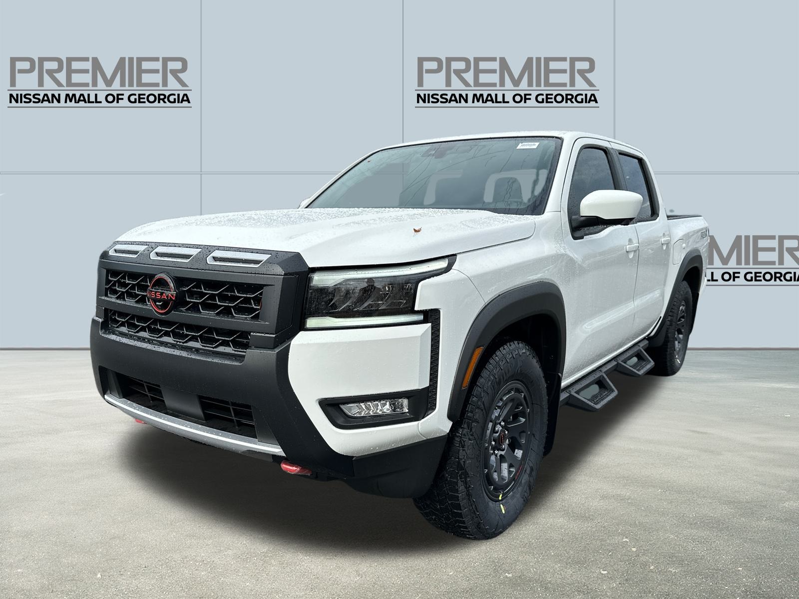 2026 Nissan Frontier PRO-X's photo