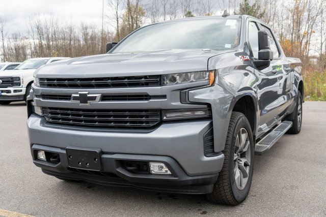 2020 Chevrolet Silverado 1500 RST photo 2