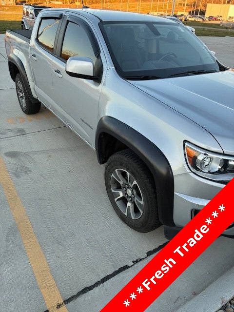 2020 Chevrolet Colorado Z71 photo 3