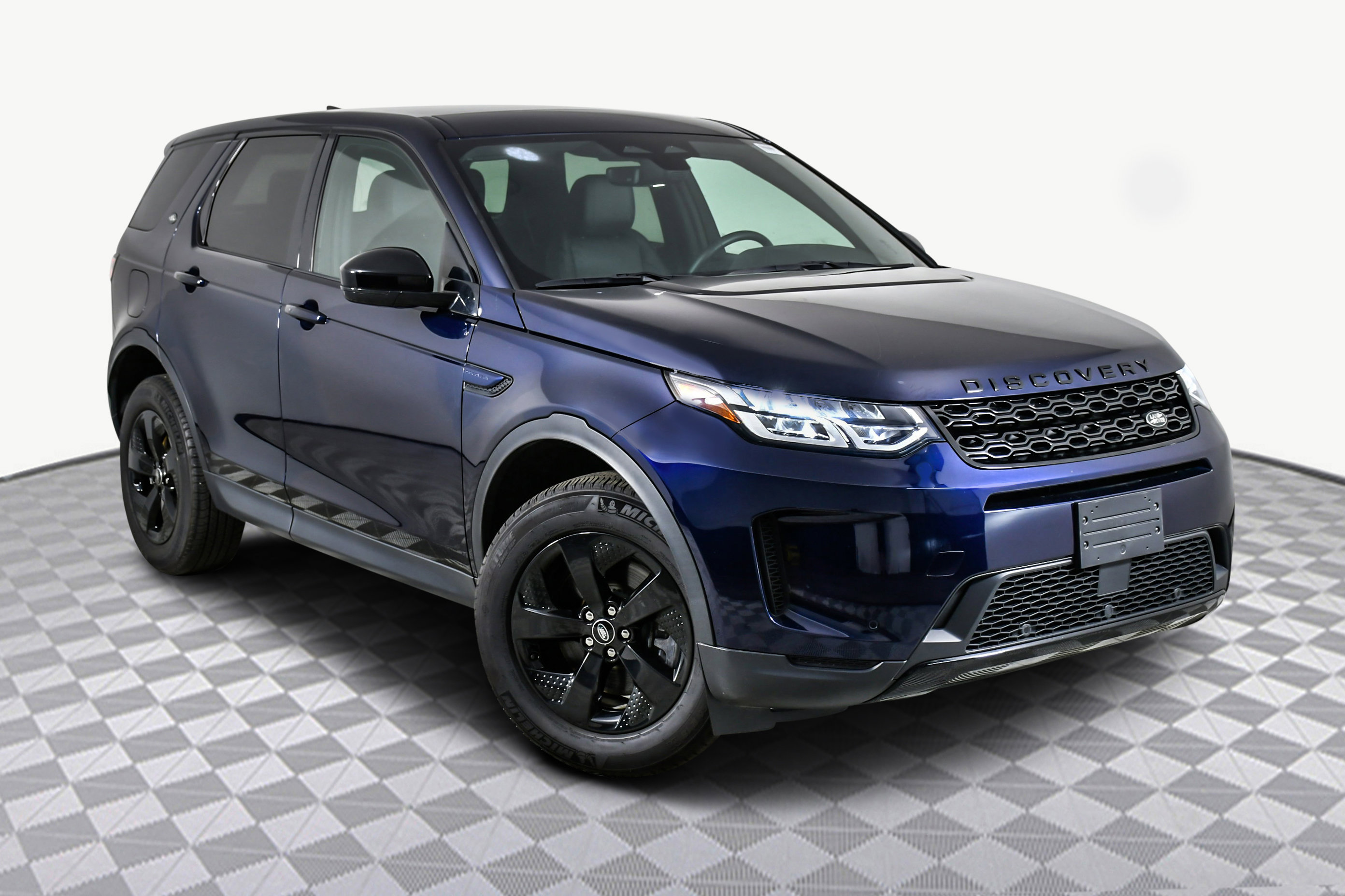2023 Land Rover Discovery Sport S's photo