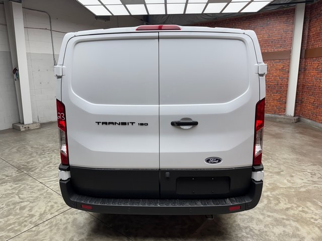 2026 Ford Transit photo 4