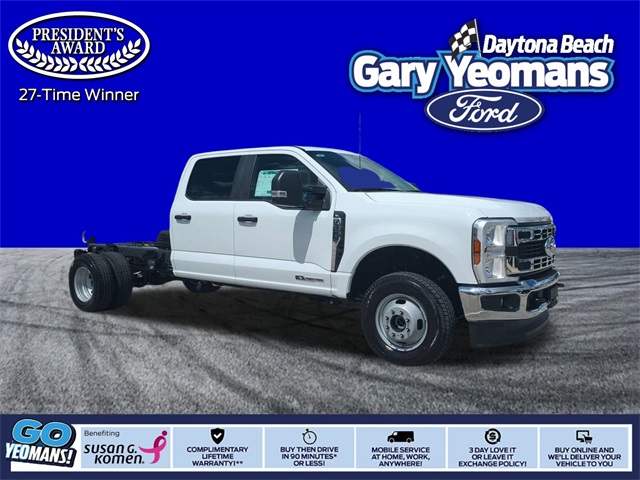 2026 Ford F-350 Super Duty Chassis Cab XL's photo