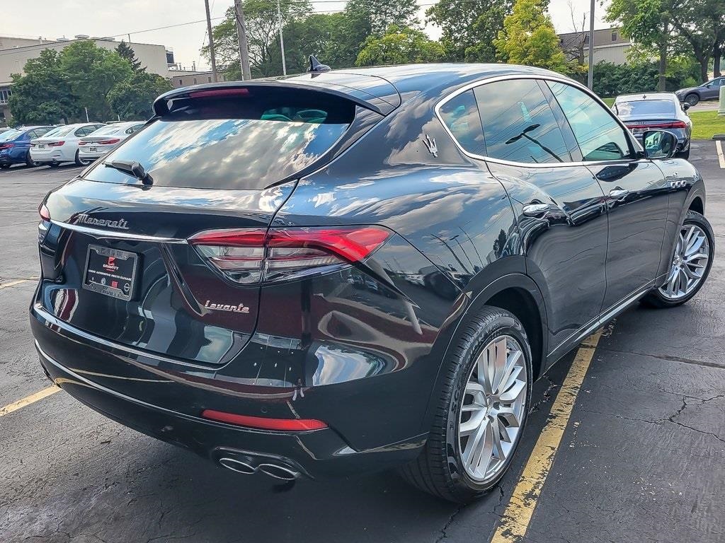 2022 Maserati Levante GT photo 6