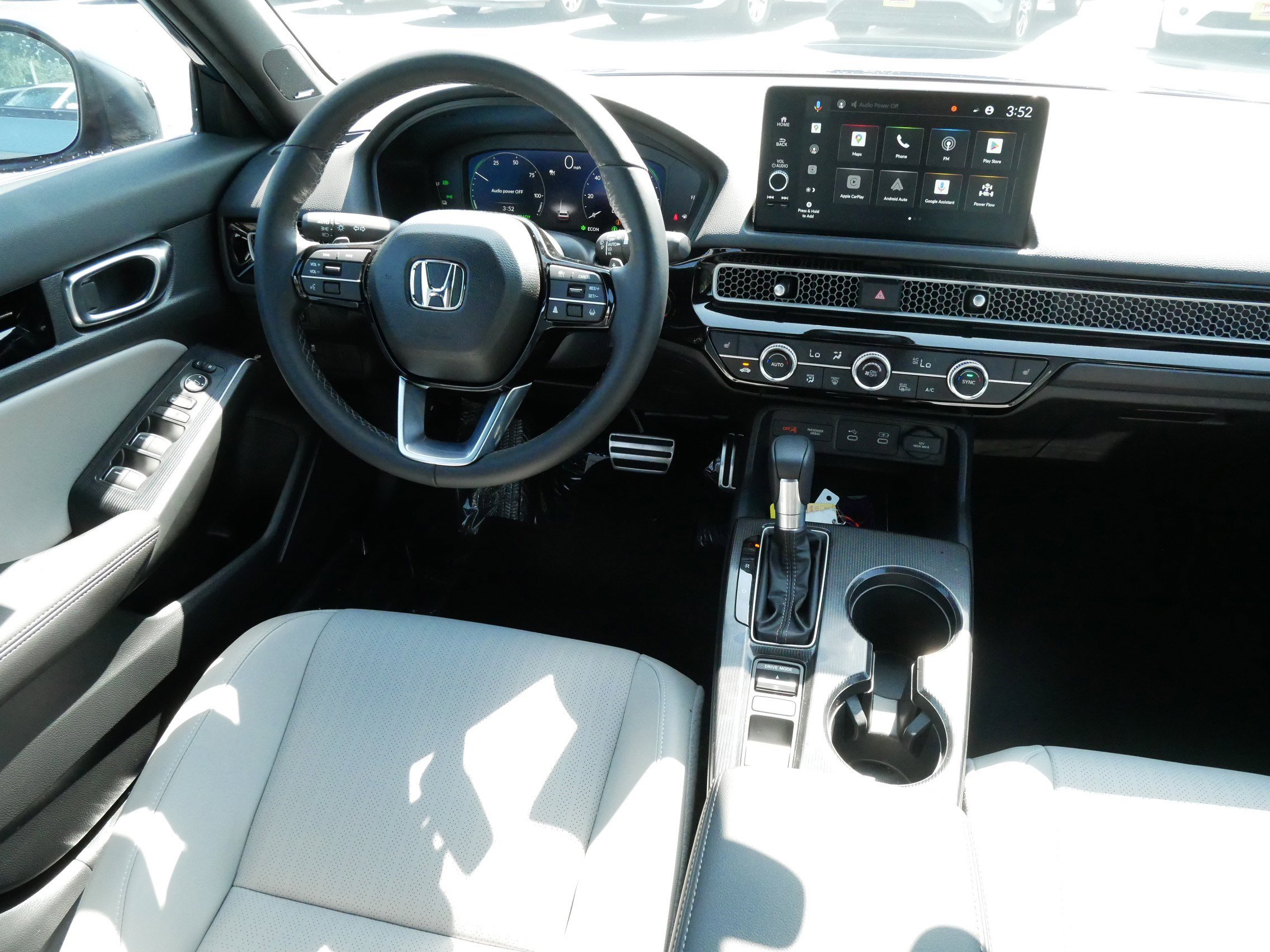 2025 Honda Civic Sport Touring Hybrid photo 9