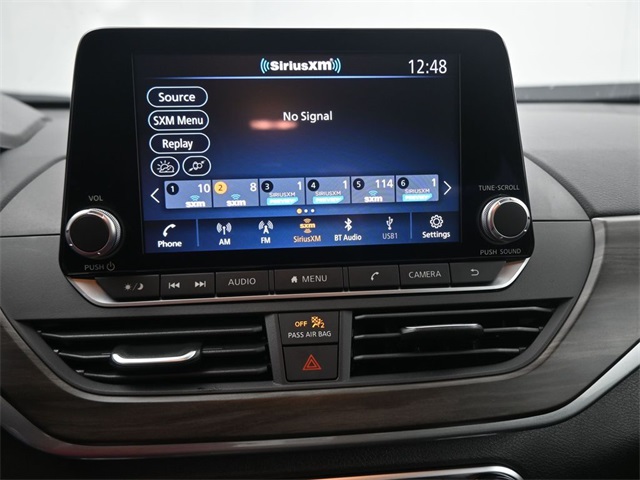 2025 Nissan Altima SV photo 3