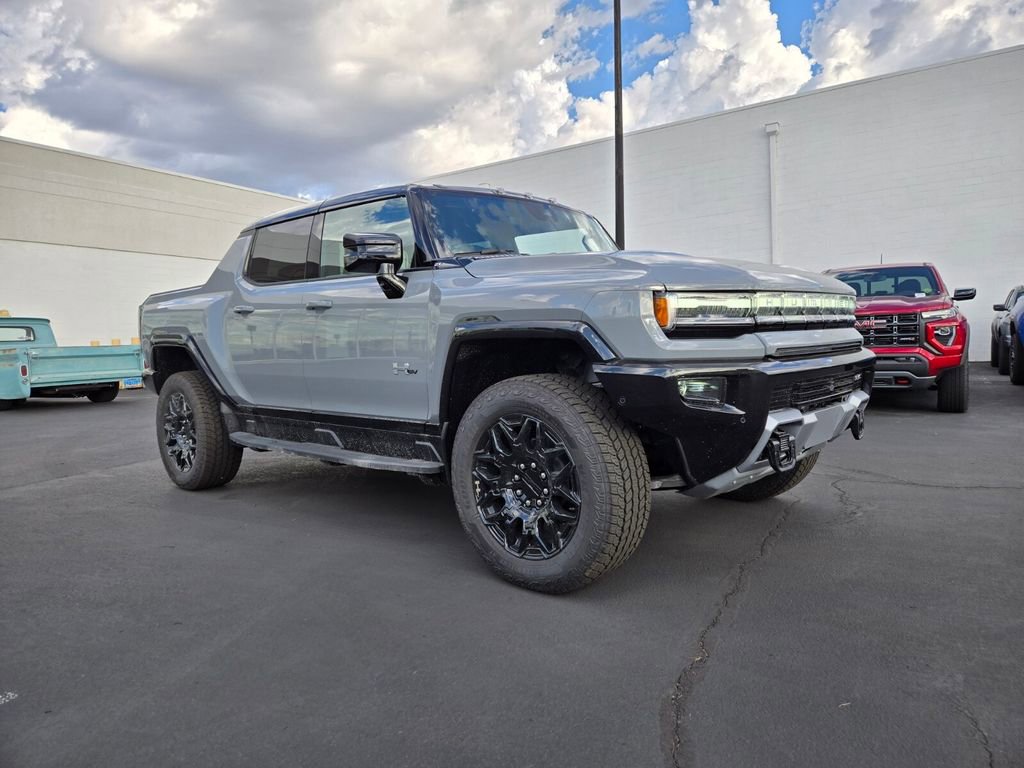 2026 GMC HUMMER EV 2X's photo