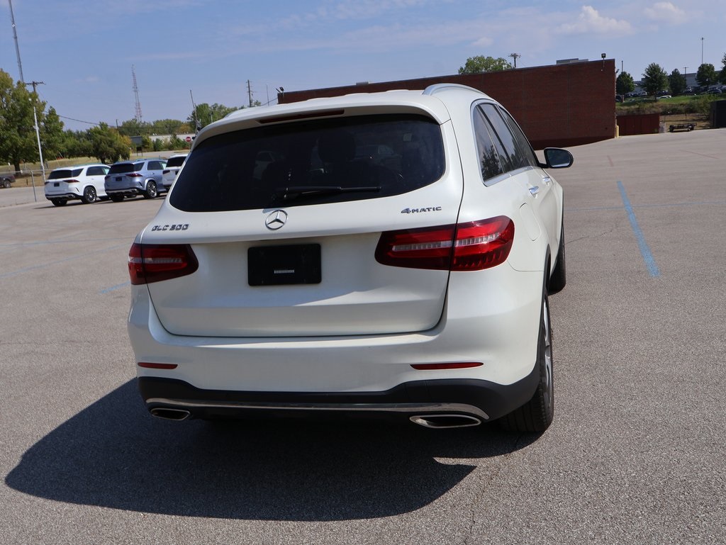2019 Mercedes Benz GLC 300 4MATIC photo 11