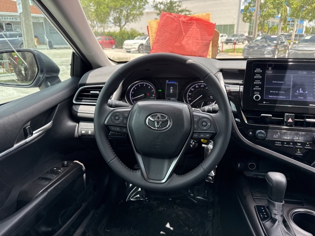 2024 Toyota Camry SE photo 21