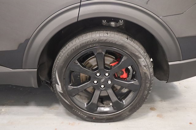 2023 Ford Explorer ST photo 23