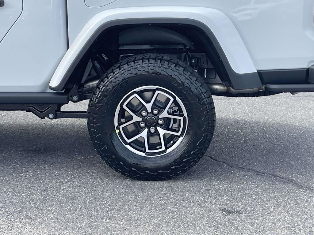 2025 Jeep Gladiator Rubicon photo 10