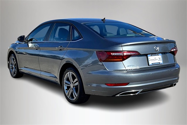 2019 Volkswagen Jetta R-Line photo 3