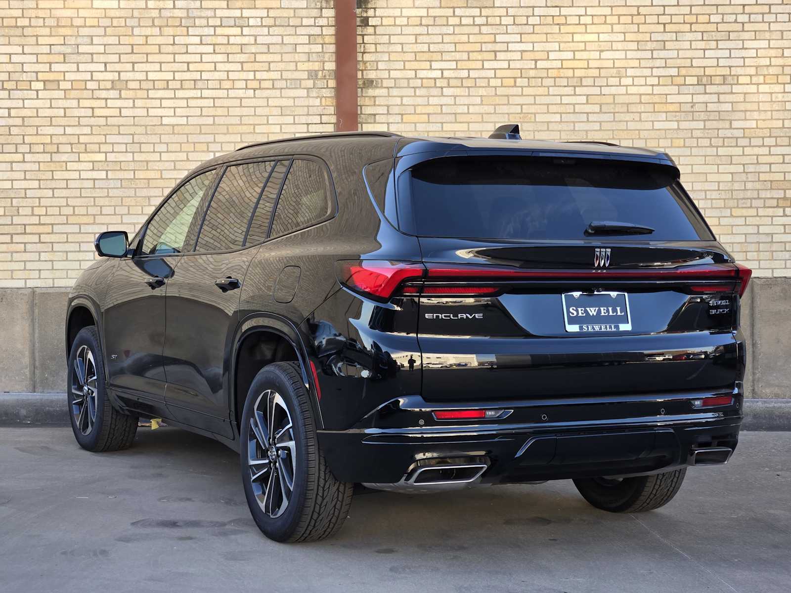 2026 Buick Enclave Sport Touring photo 4