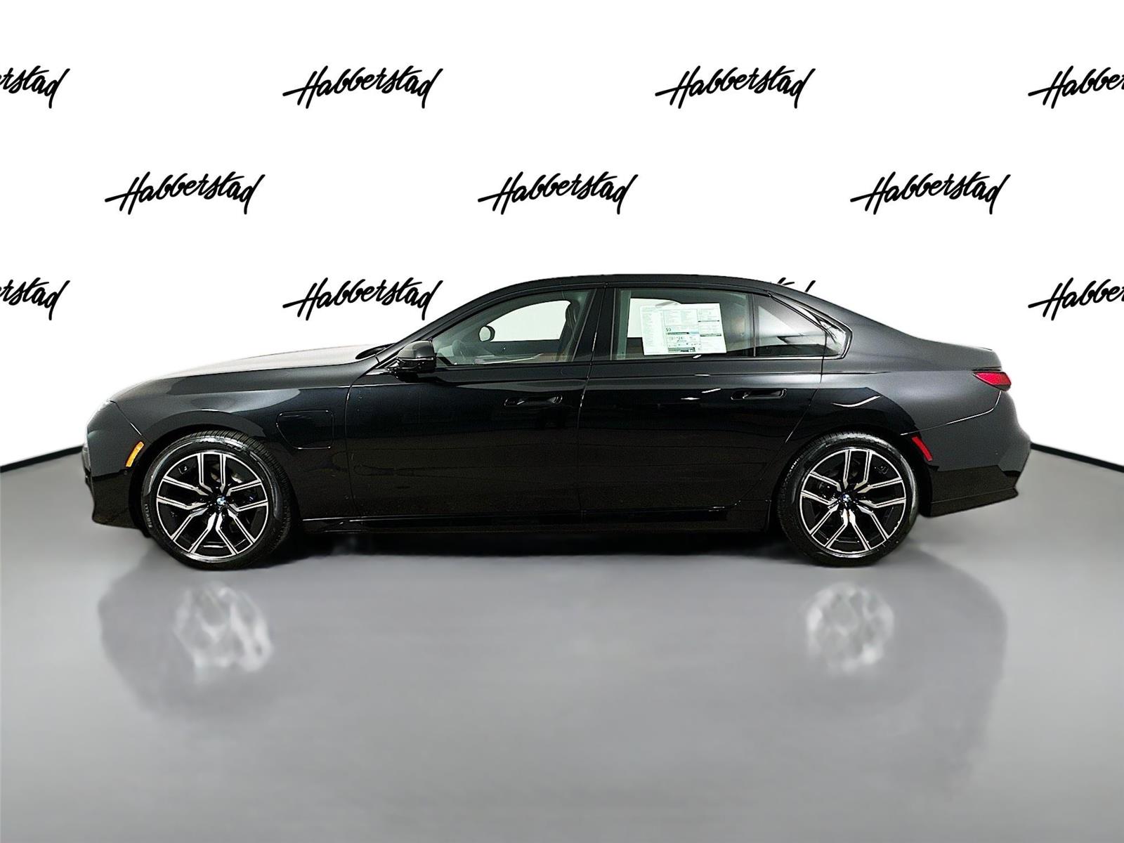 2026 Bmw 750e photo 8