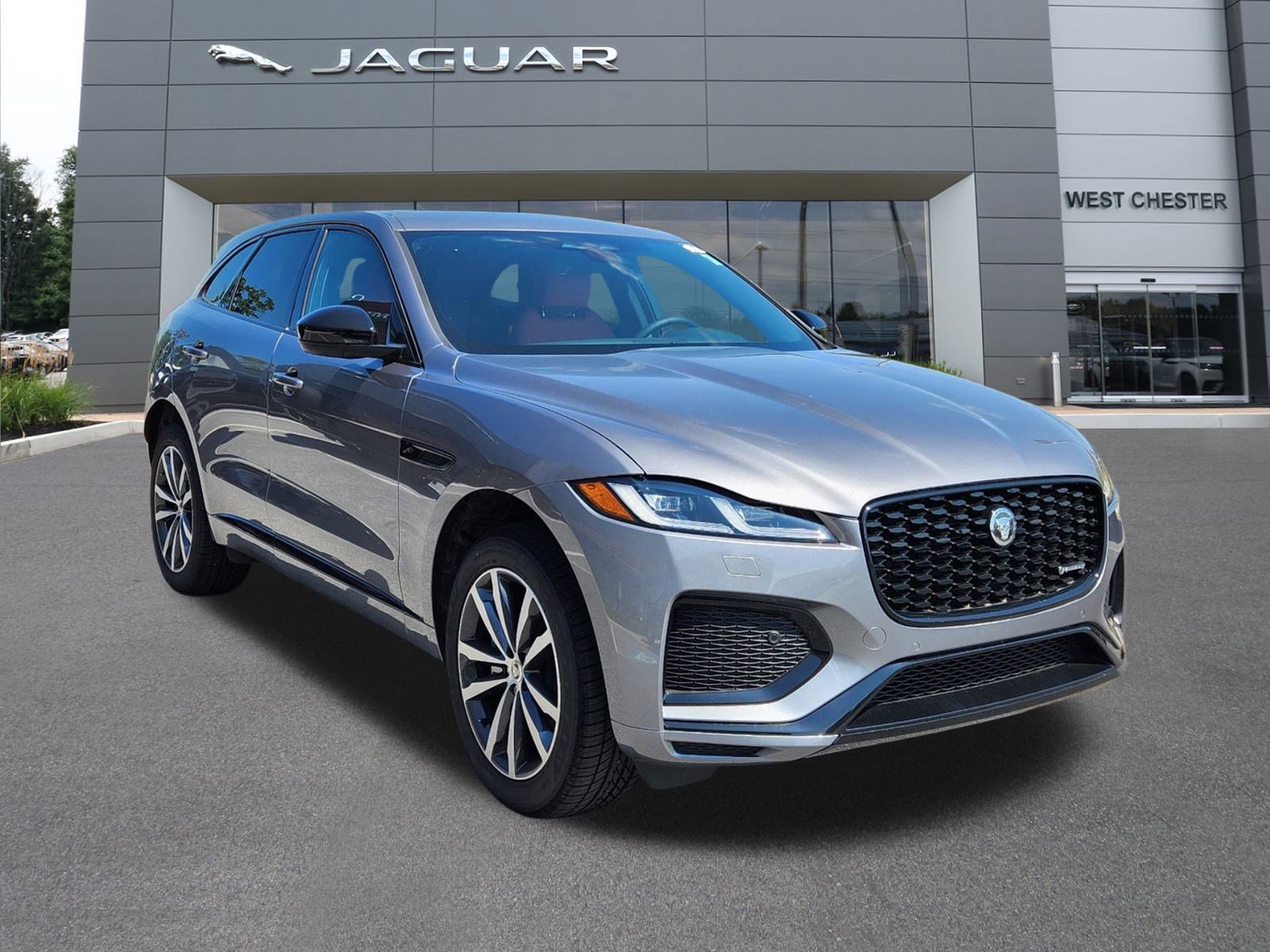 2025 Jaguar F-PACE P250 R-Dynamic S photo 2