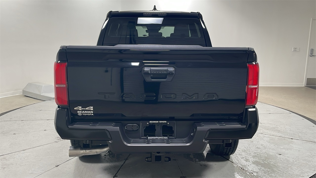 2025 Toyota Tacoma SR5 photo 3