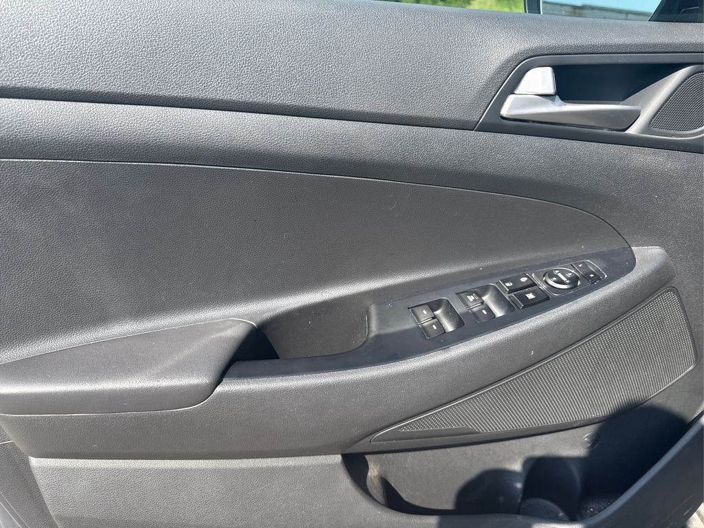 2020 Hyundai Tucson Value photo 26