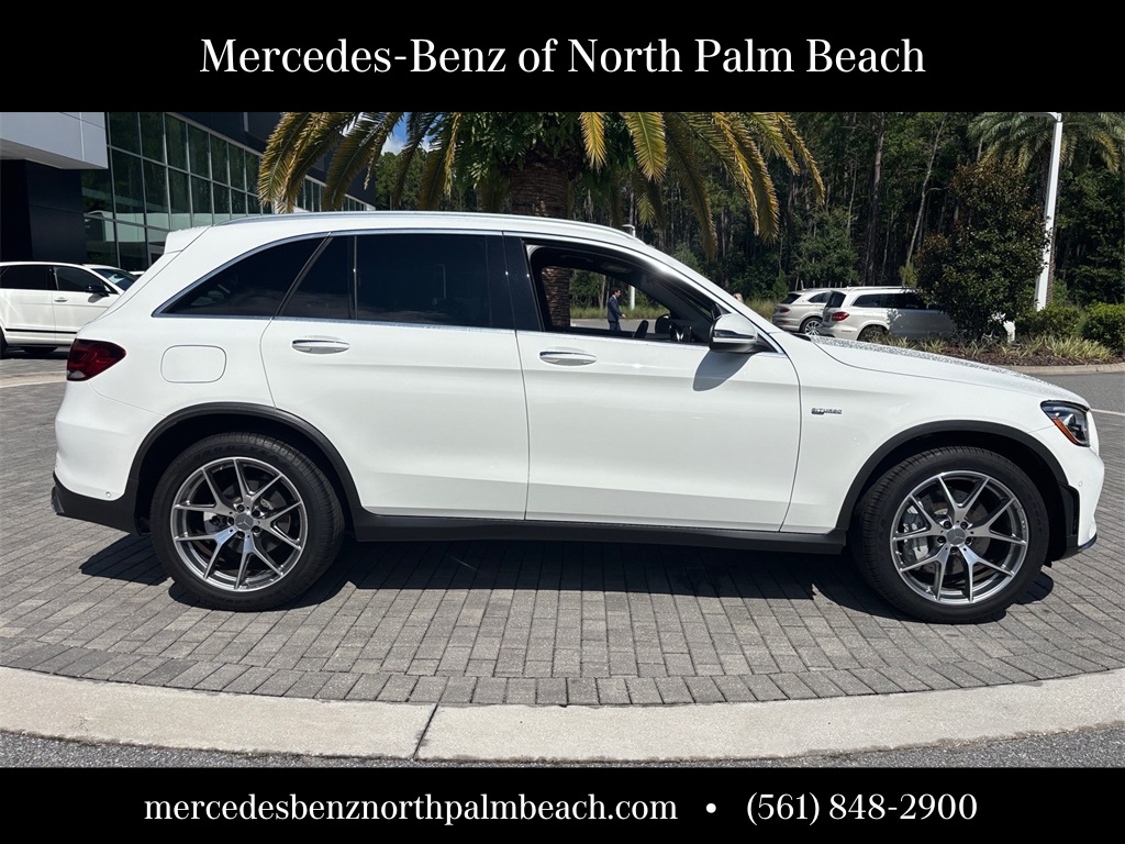 2022 Mercedes Benz GLC 43 AMG 4MATIC photo 3