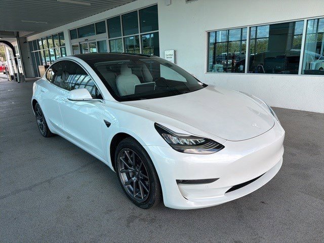 2020 Tesla Model 3 Base's photo