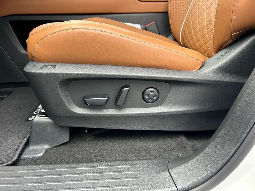 2025 Infiniti QX60 Autograph photo 4