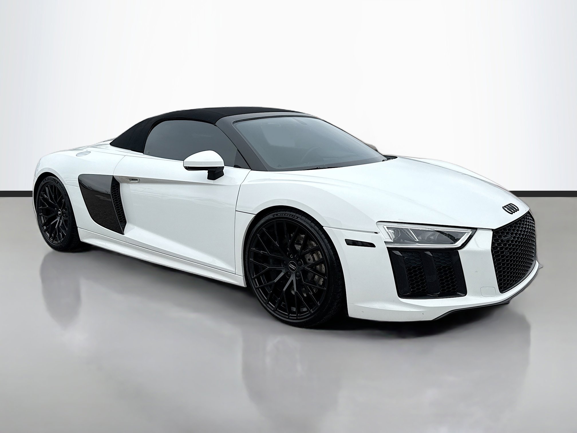 2017 Audi R8 Base's photo