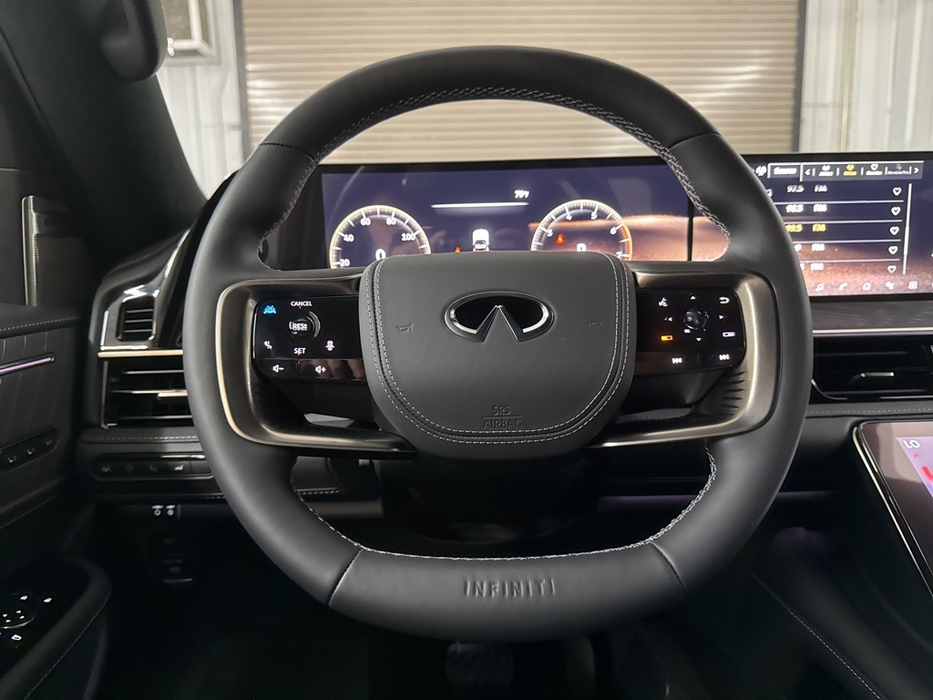 2026 Infiniti QX80 photo 28