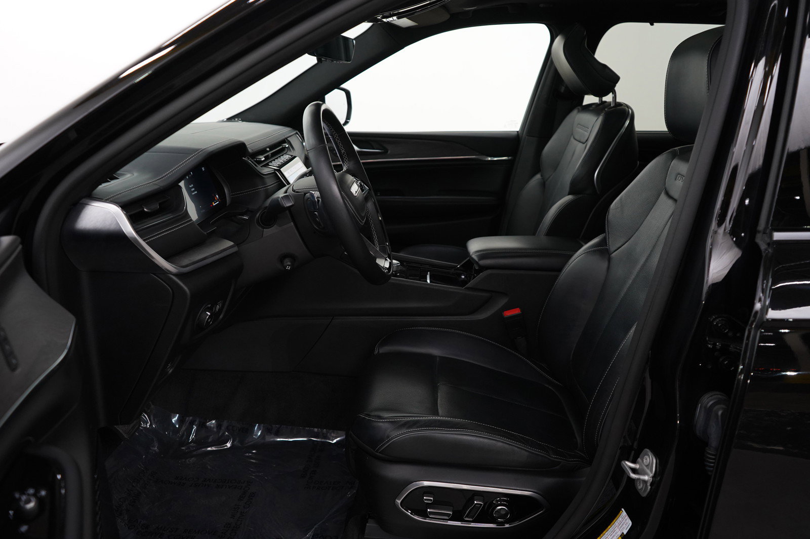 2022 Jeep Grand Cherokee Overland photo 15
