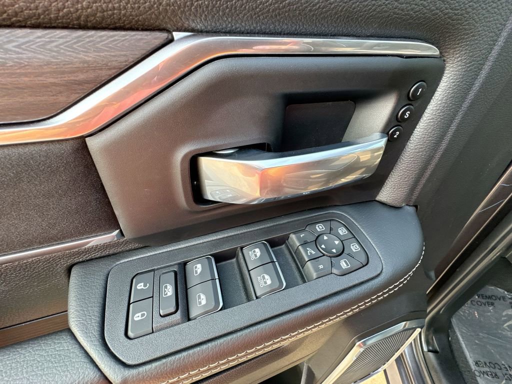 2025 Ram 2500 Laramie photo 21
