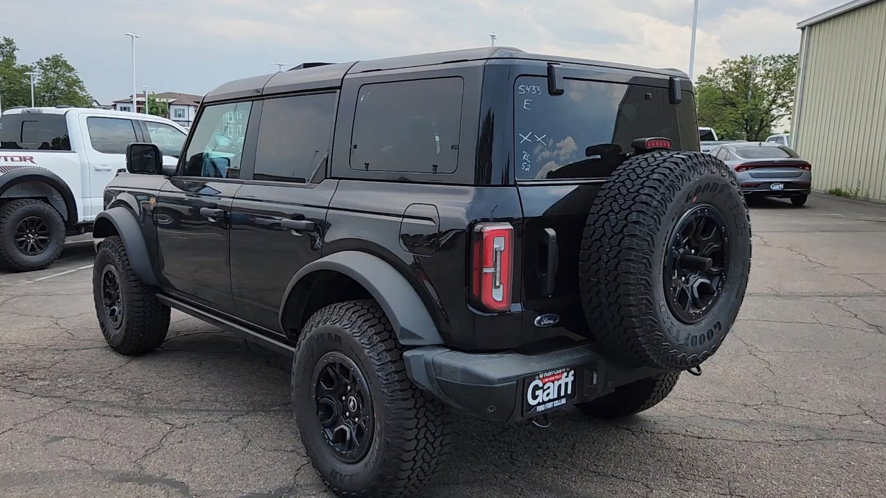 2025 Ford Bronco Badlands photo 6