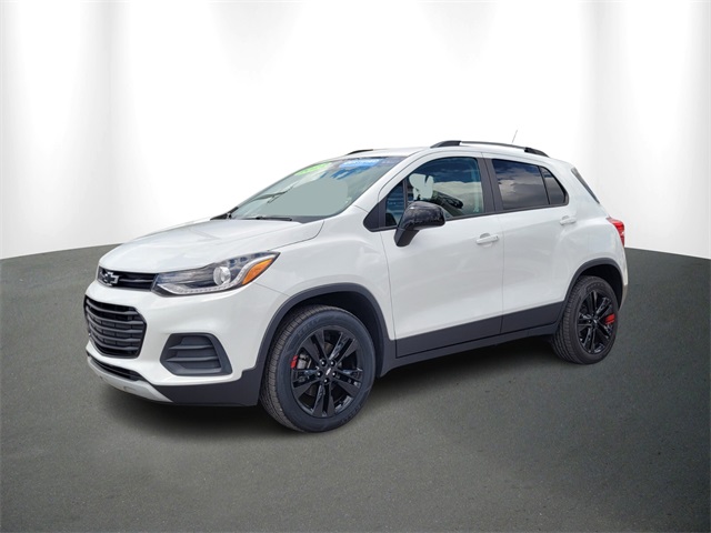 2022 Chevrolet Trax LT photo 2