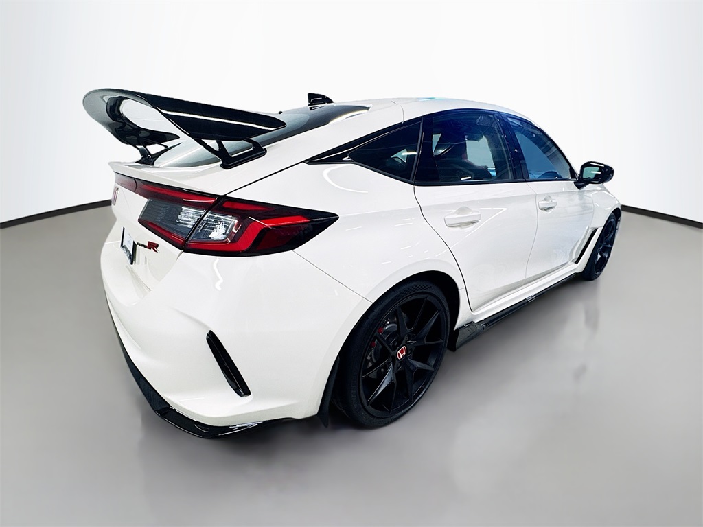 2024 Honda Civic Type R photo 9